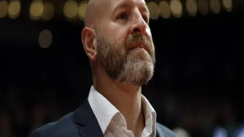 “印第安纳步行者主场强势迎战，老鹰能否逆袭挑战霸主？”